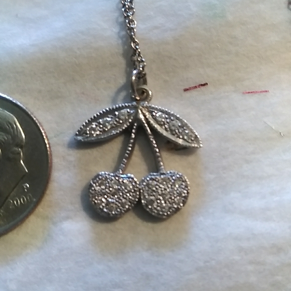 LIZZIE SCHECK WHITE GOLD PAVE DIAMONDS CHERRY NECKLACE - Picture 3 of 6